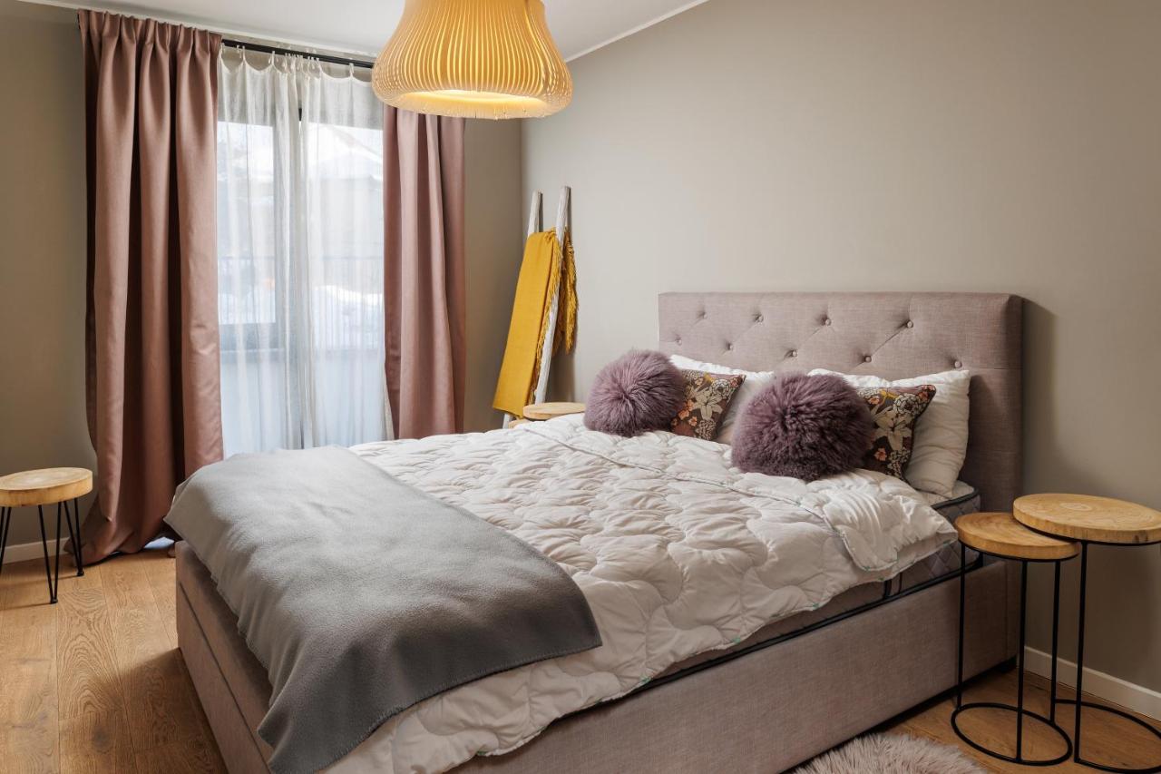 Cosmopolit Booking Brasov Ngoại thất bức ảnh