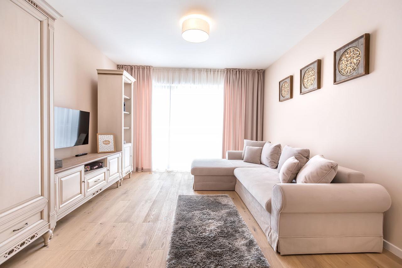 Cosmopolit Booking Brasov Ngoại thất bức ảnh