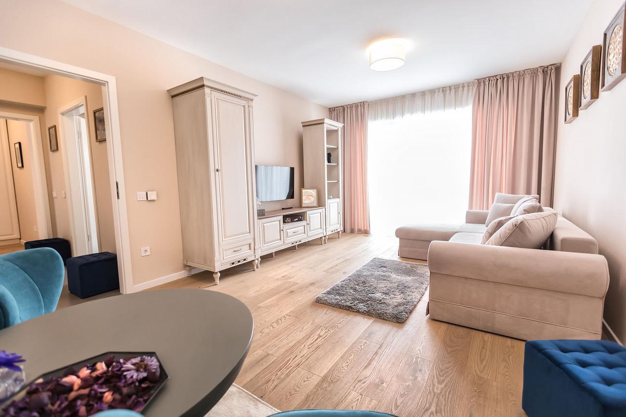 Cosmopolit Booking Brasov Ngoại thất bức ảnh