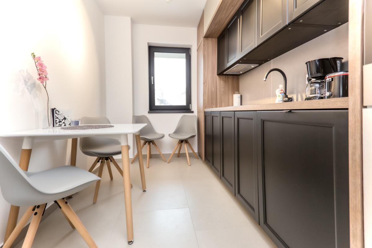 Cosmopolit Booking Brasov Ngoại thất bức ảnh